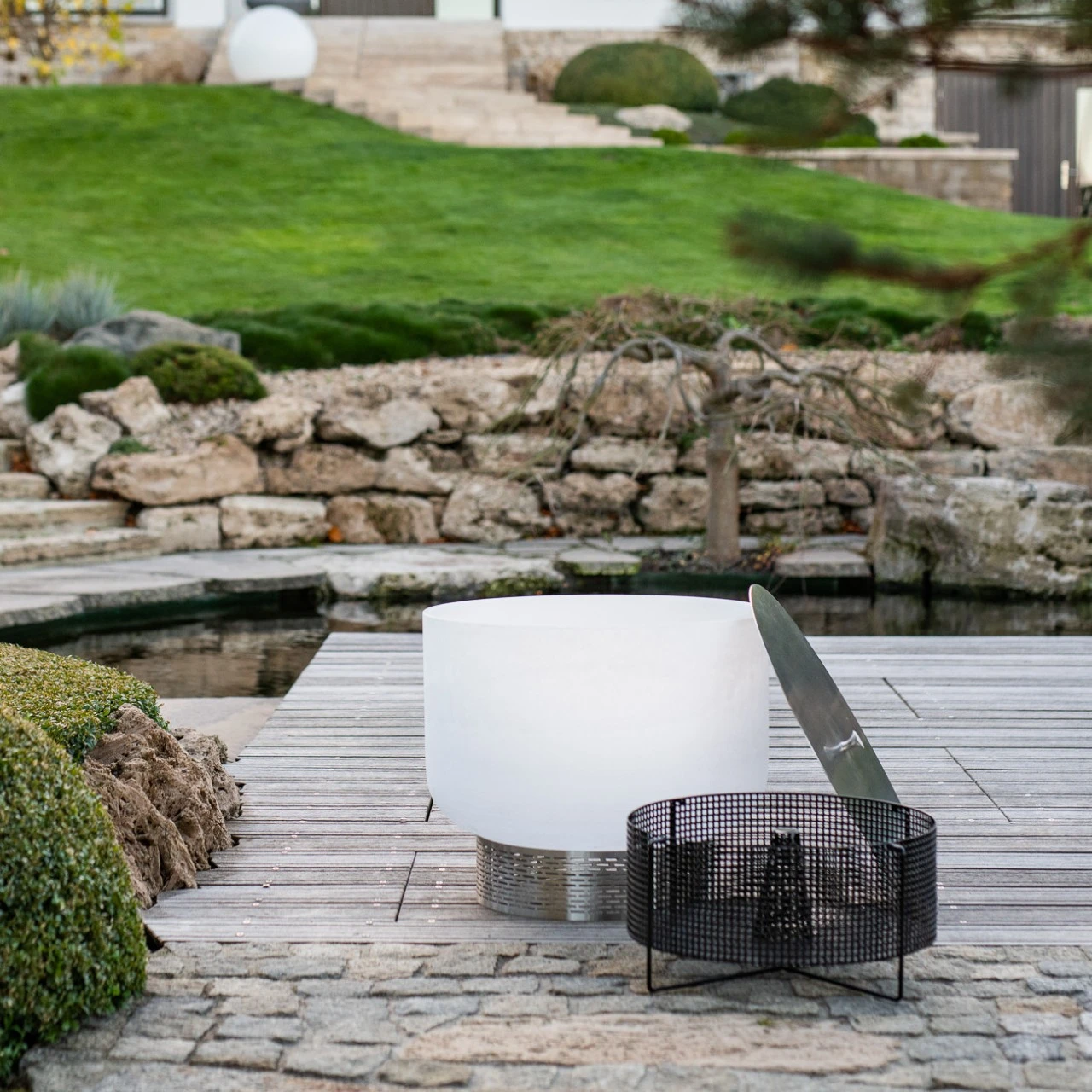 QFlame Basket Quarz Feuerschale Feuerkorb Terrassen Set – Bild 5