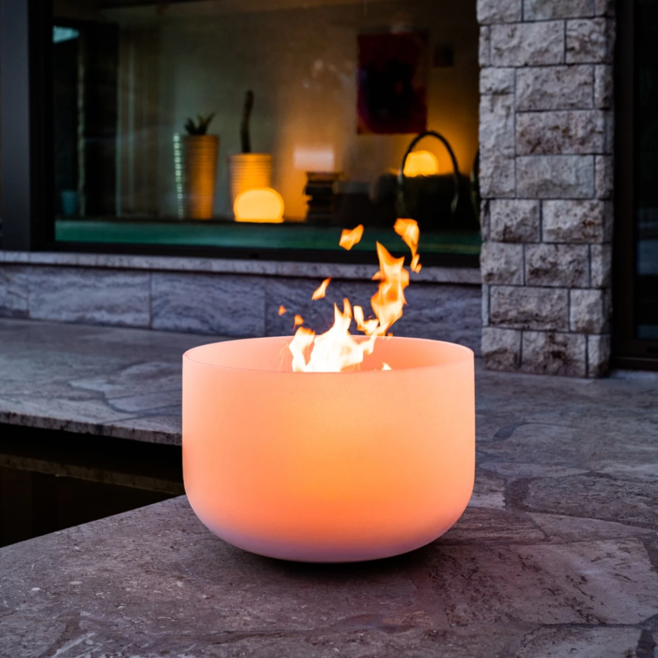 QFlame Quarzglas Feuerschale Gartenkamin Mit Beton Sockel – Bild 5