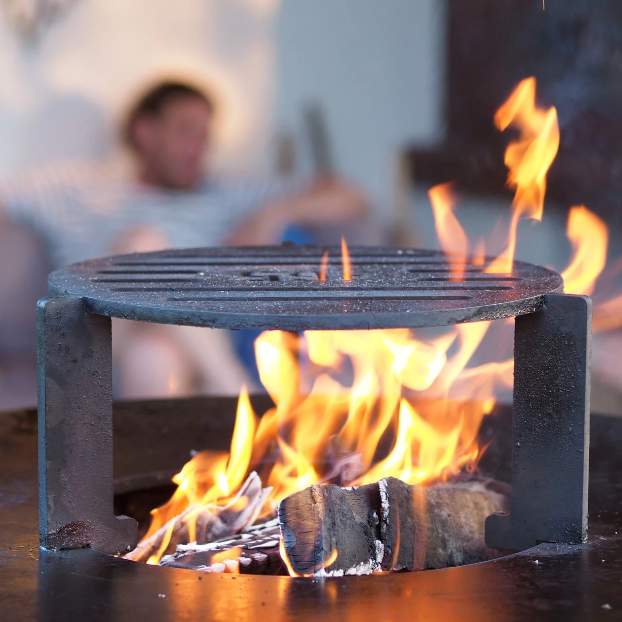 Gartenkamin Plancha Grill CIRCUS LOW Cortenstahl – Bild 7